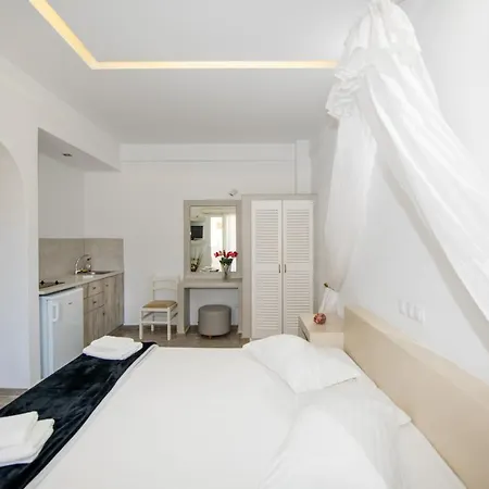 Apartament Argiris Kamári